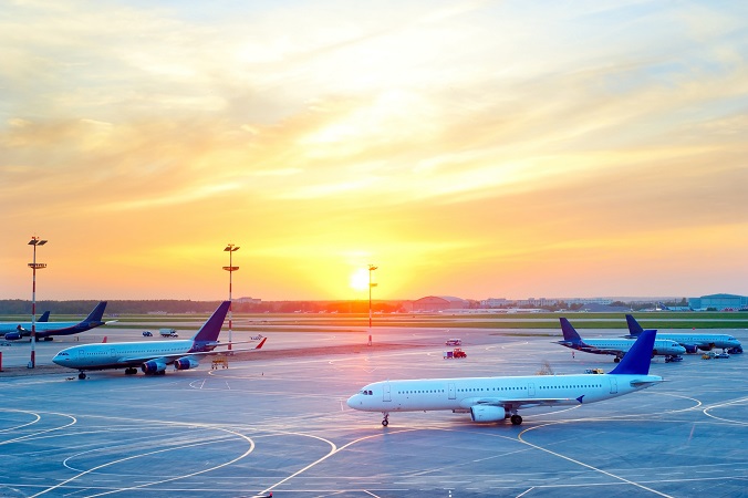 Von Berlin, Düsseldorf oder auch vom Flughafen Stuttgart aus war es möglich, unter anderem nach Moskau zu fliegen. (#01)