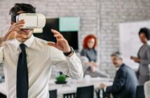 VR-Brille bei der Arbeit: Effizienter und produktiver arbeiten leicht gemacht ( Foto: Adobe Stock-Drazen )
