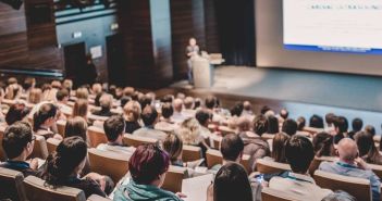 NRW führend bei Teilzeitstudierenden – Hochschulen sollten reagieren NRW führend bei Teilzeitstudierenden - Hochschulen sollten (Foto: AdobeStock 460085365 kasto)