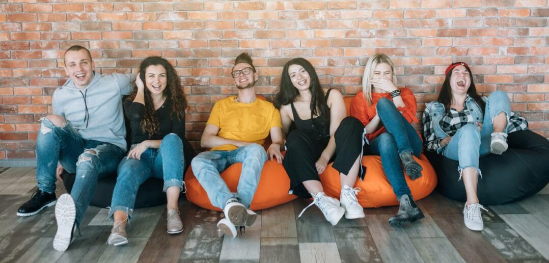 Finanzielle Vorsorge für die Zukunft: Die Generation Z lebt im Moment. (Foto: AdobeStock - 260348816 golubovy)