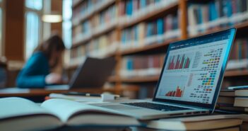 Ein praxisnahes Studium sorgt für direkte Transferierung des Gelernten in die Praxis. (Foto: AdobeStock_989452654 Virginia)