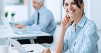 Bildung auf Pump: Warum sich Kredite für die Weiterbildung lohnen können ( Foto: AdobeStock - StockPhotoPro - 119261636 )