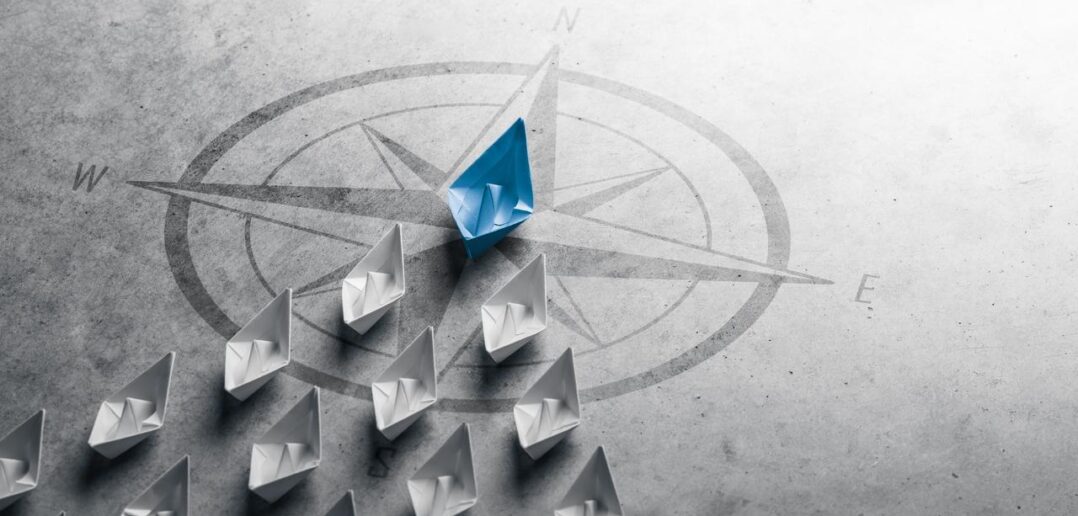 Business Navigation als Brücke zwischen Strategie und Alltag (Foto: AdobeStock - Philip Steury - 1067781237)