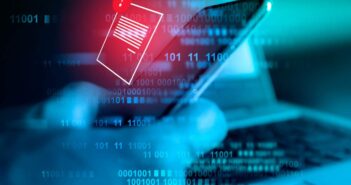 Digitale Sicherheit im Büro: So schützen Sie sich im Arbeitsalltag (Foto: AdobeStock - janews094 - 1491964285)
