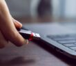 Datenschutzwissen im Unternehmen stärken: Warum regelmäßige Schulungen für Mitarbeiter wichtig sind (Foto: AdobeStock - Chayjitti - 828760408)
